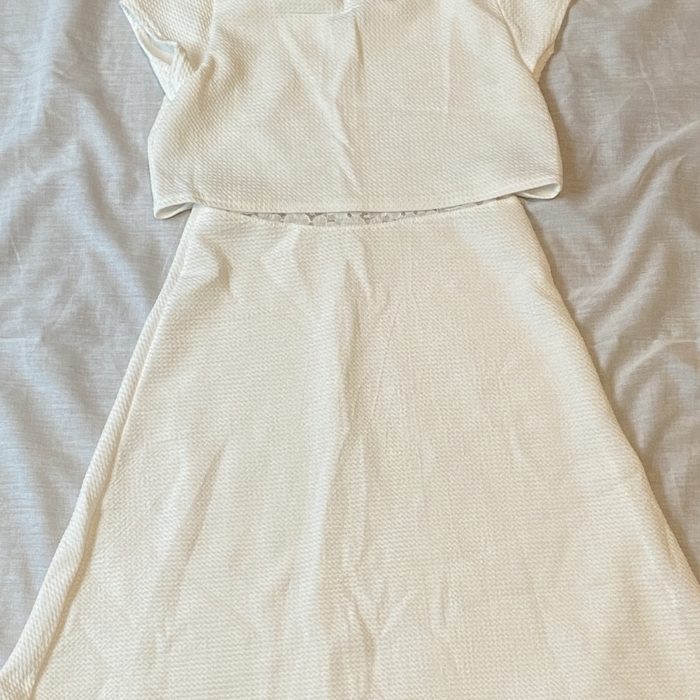 White lace dress